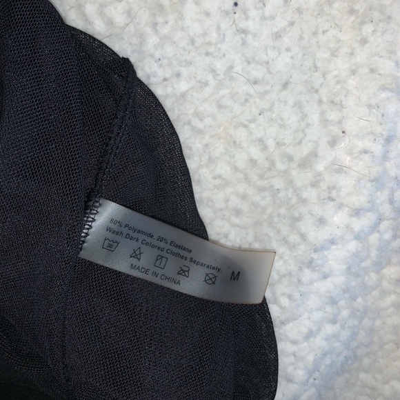 SOLD ON MERCARI - Picture 4 of 4